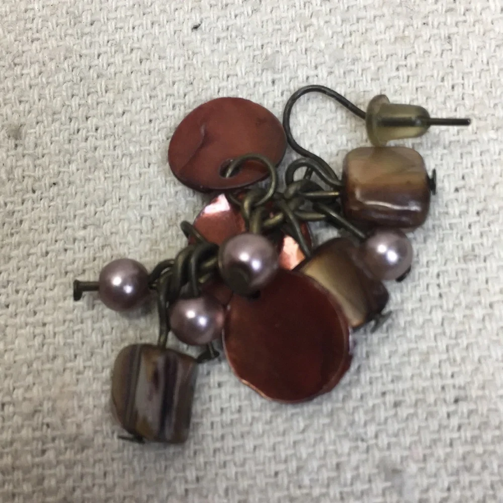 Shell and pearl Dangle earrings